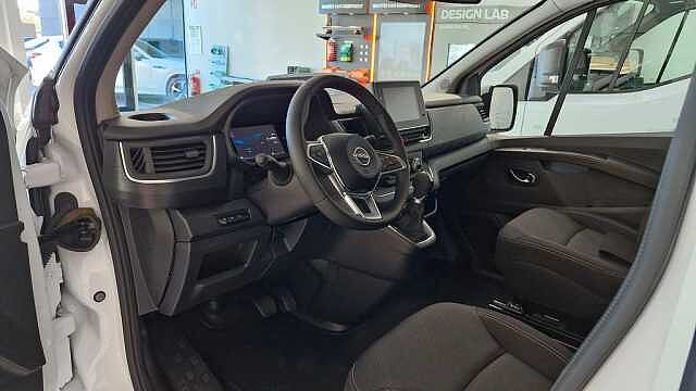 Nissan Primastar Crew Van