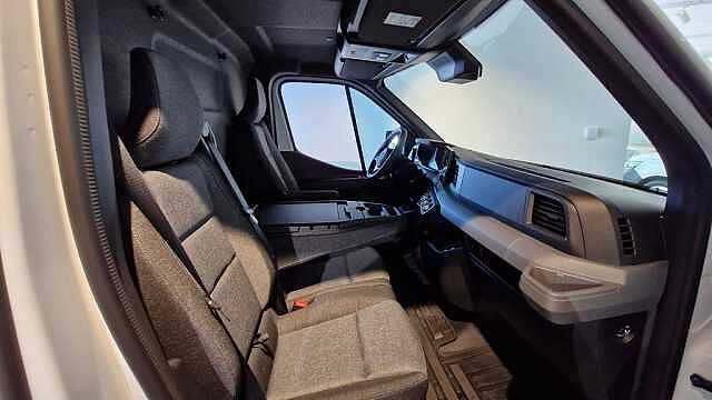 Nissan Interstar
