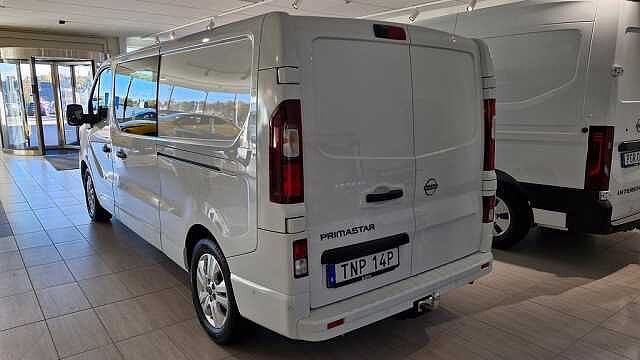 Nissan Primastar Crew Van