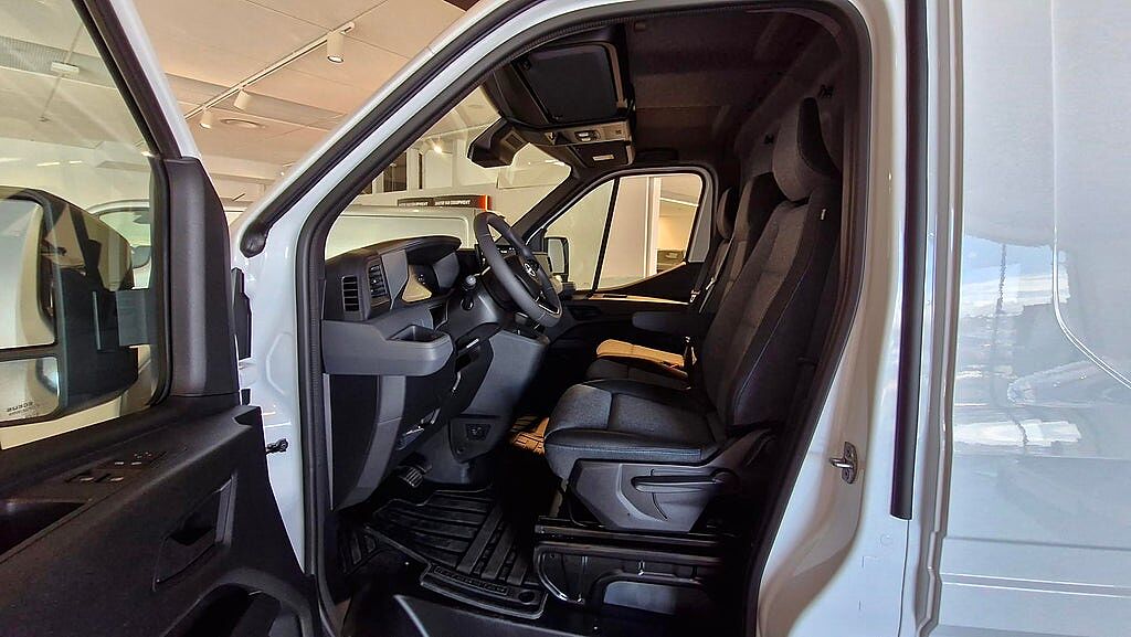 Nissan Interstar